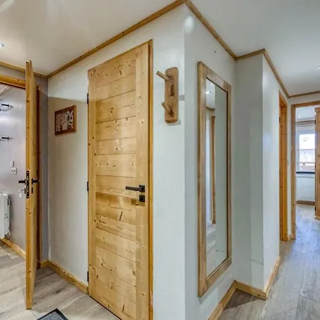 Apartment Chaleureux Au Centre De L'alpes D'huez Huez